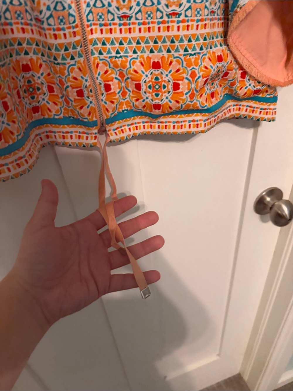 Chico's Peach and Teal Tile-Print Zip Front Cropped Jacket Blouse - Picture 8 of 11
